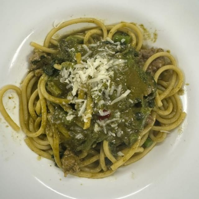 BUCATINI CON SALSICCIA.