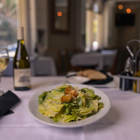 Cesare Tradizionale Insalata.